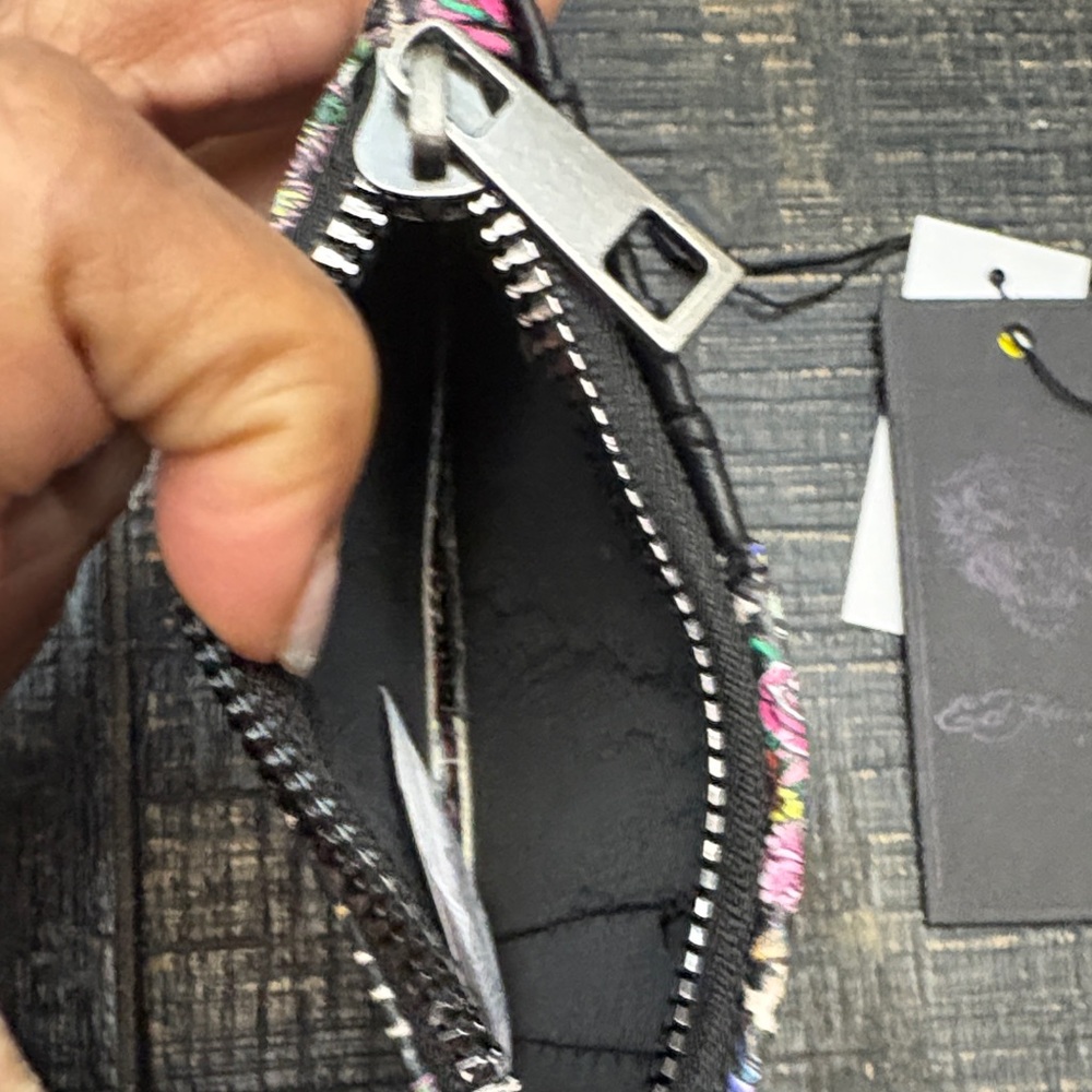 Ed Hardy Black and Pink Floral Skull Card Holder - Picture 3 of 3